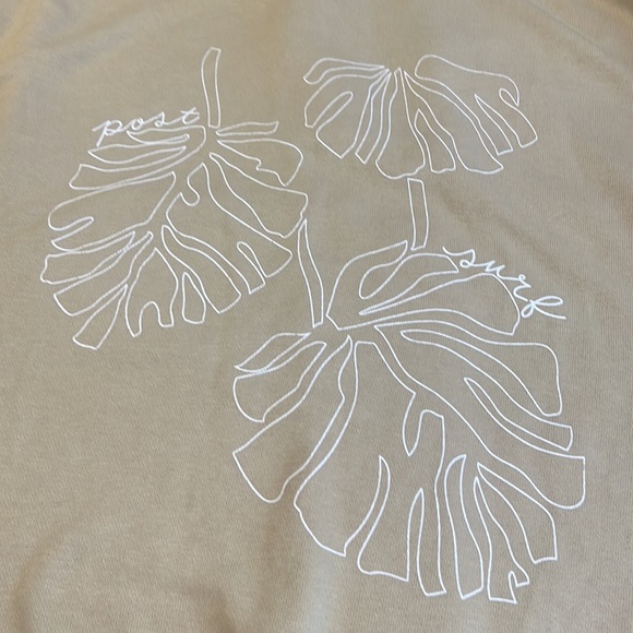 Post Surf Tan Sweatshirt with White Monstera Leaves Design. Size Medium. NWT. - Picture 8 of 10